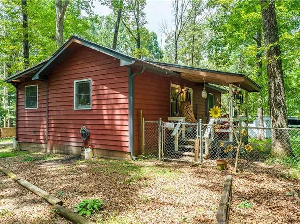 237 Rusty Lady Ln, Ellijay, GA 30536