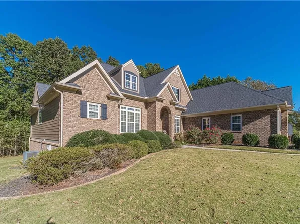 5085 Forest Hill Dr, Monroe, GA 30655