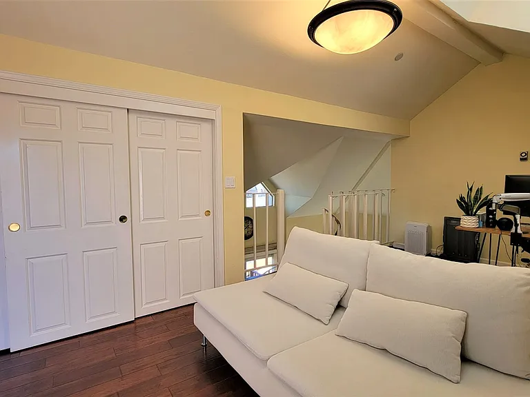 4149 El Camino Way #F — Photo 22