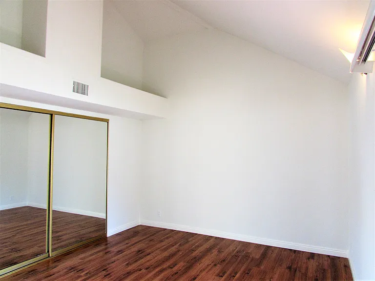 1141 N Columbus Ave #3303 — Photo 8