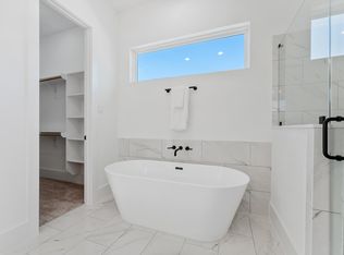 5625 Azores, Houston, TX 77091