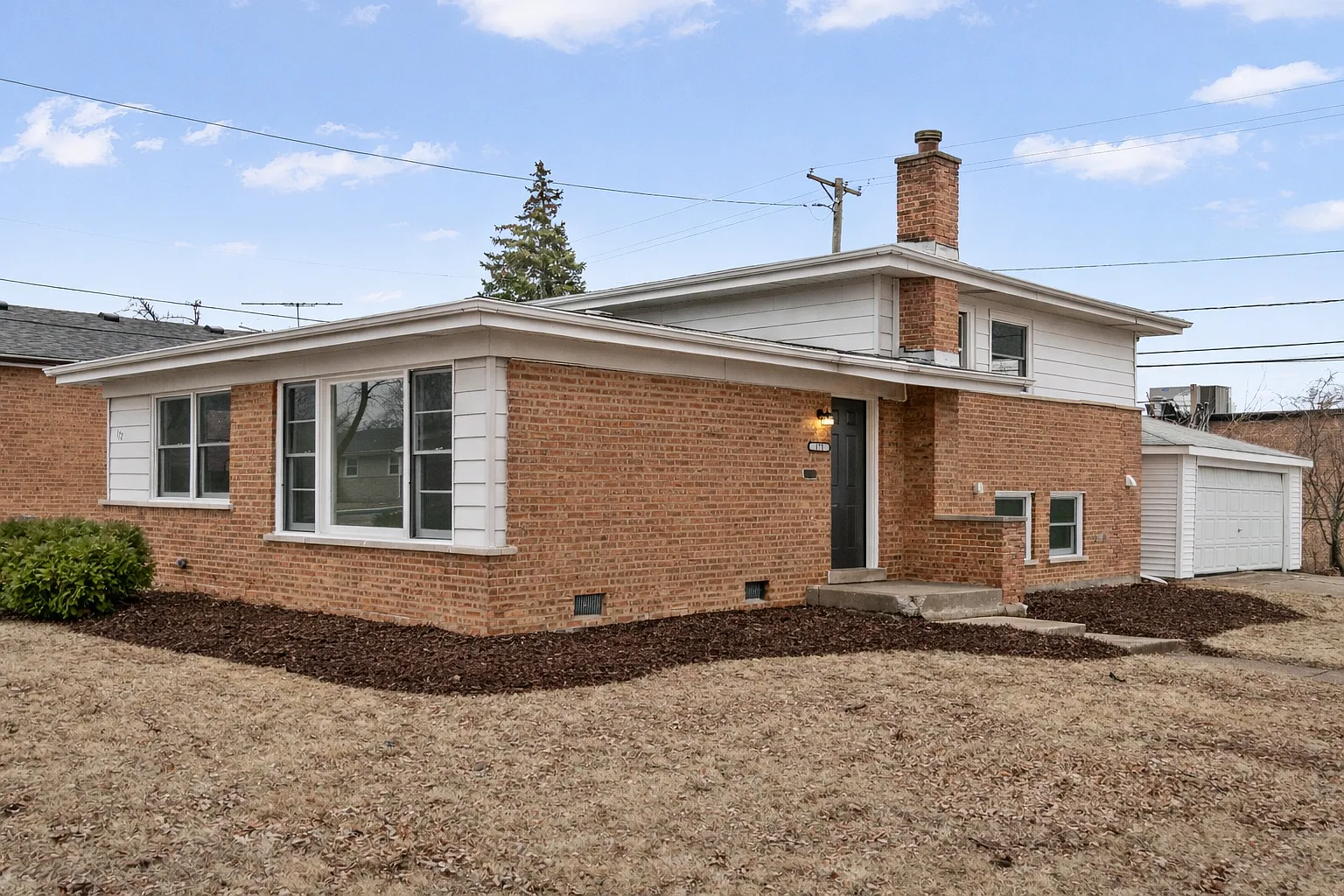3 bed, 1750 sqft, $2,500 — Photo 1