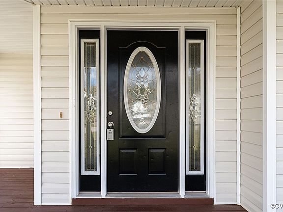 3rd image of 7867 Nathan Ln