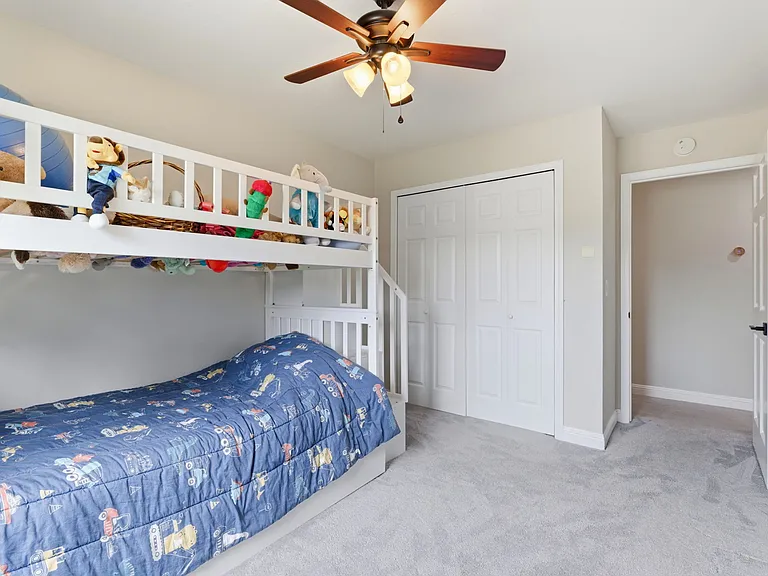 9425 Alcosta Blvd — Photo 12