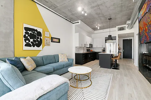 1025 Island Ave #403 Photo 1
