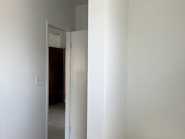518 E 97th St #7 — Photo 20