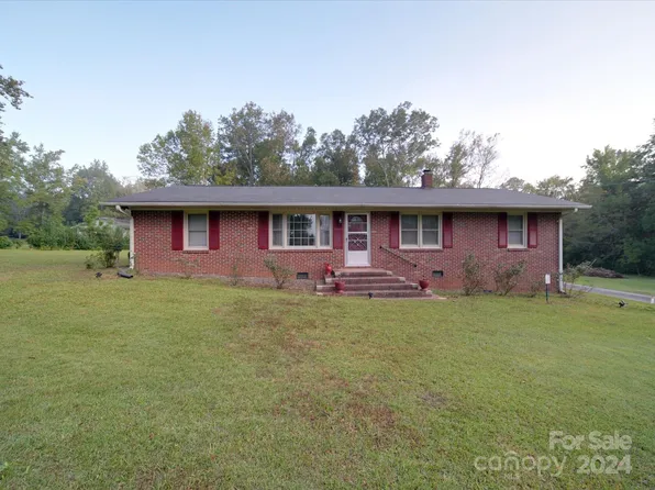 1009 Davis Dr, Chester, SC 29706