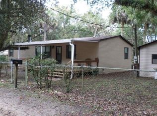 320 Keuka Lake Trl, Interlachen, FL 32148