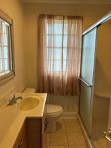 1121 Farrington Dr — Photo 9