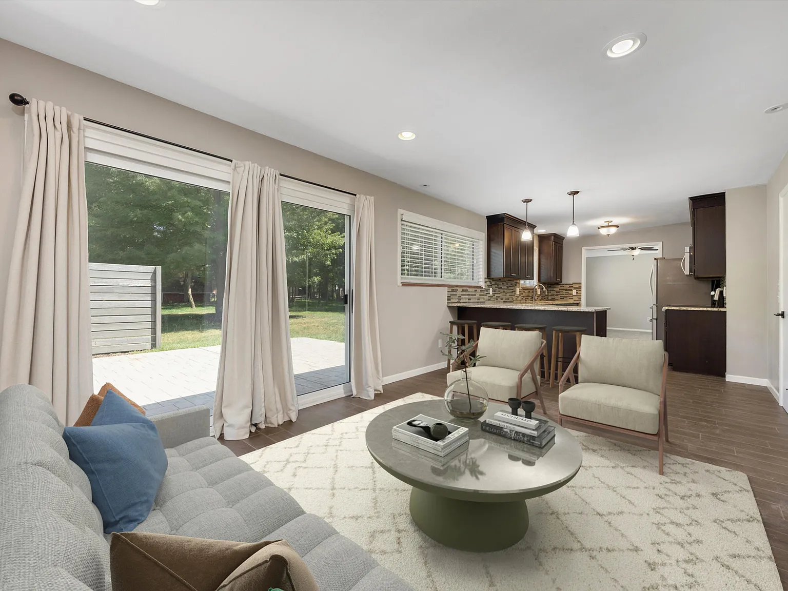 3 bed, 1.5 bath, 1610 sqft, $2,875 — Photo 4