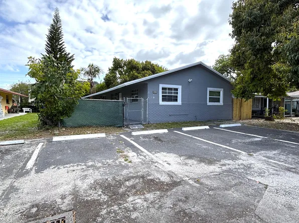 830 SW 10th Street, Pompano Beach, FL 33060