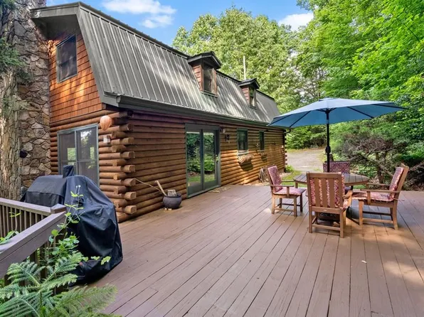 163 Winchester Cove Ln, Hayesville, NC 28904