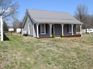 125 E Main St, Gracey, KY 42232
