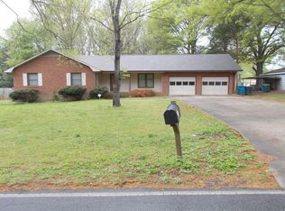 302 S McCoy Rd, Salisbury, NC 28144