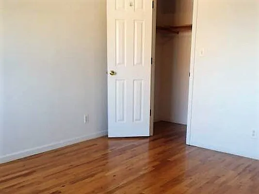 Rented by Voro, LLC | media 4