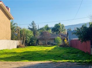 13 Acacia St, Lake Elsinore, CA 92530
