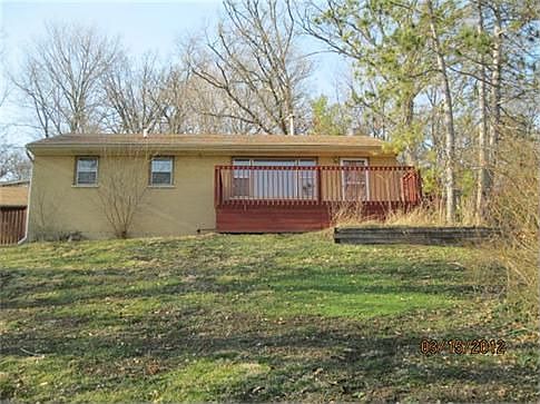 1st image of 606 Menominee Dr