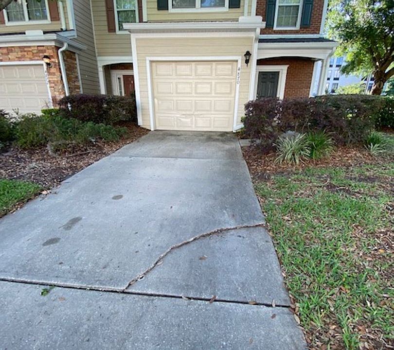 1st image of 4870 Parkhurst Pl
