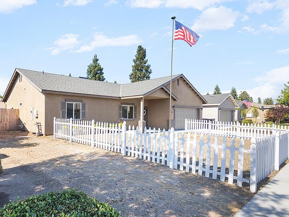 5th image of 3439 E Grove Avenue