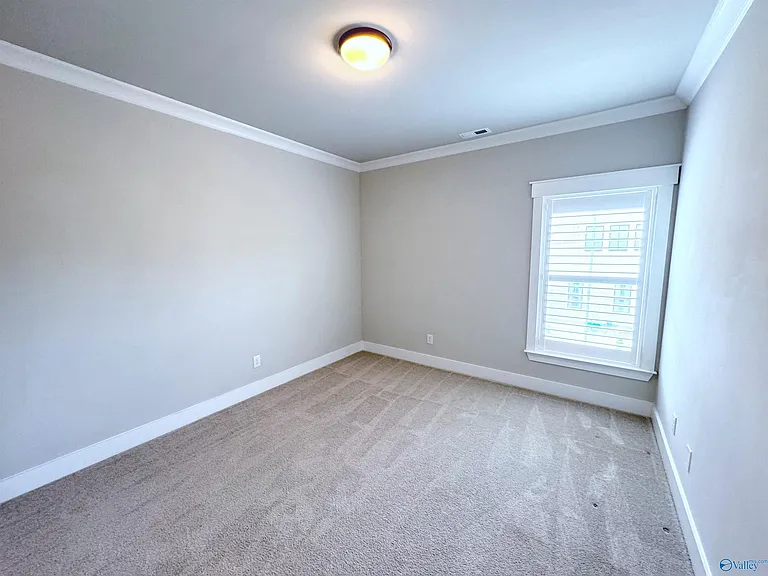 215 Saint Louis St — Photo 32