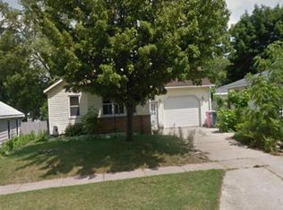 2708 Longstreet Ave SW, Wyoming, MI 49509