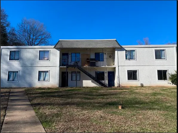 Lynnwood Garden Apartments