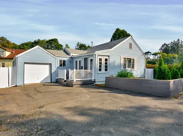 110 Parkland Ave, Lynn, MA 01904