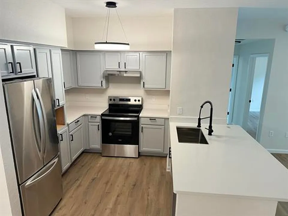 2801 Chancellorsville Dr #1017