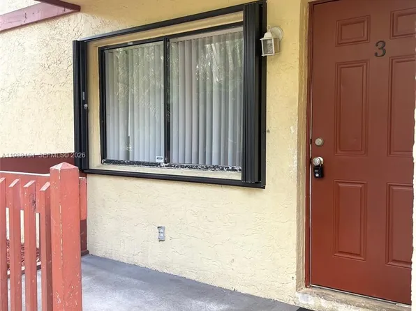 2034 NW 43rd Ter APT 3, Fort Lauderdale, FL 33313