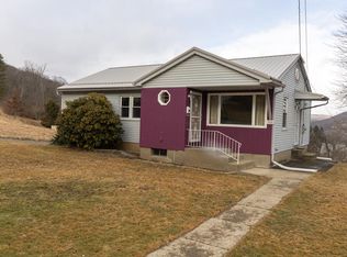 365 W 2nd St, Corning, NY 14830