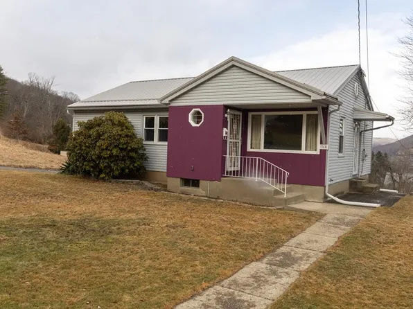 365 W 2nd St, Corning, NY 14830