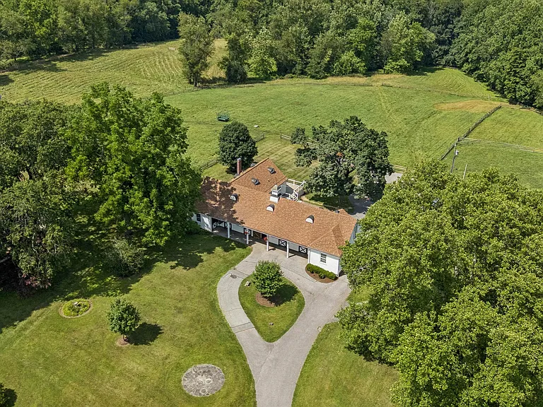 15204 Old York Rd — Photo 1