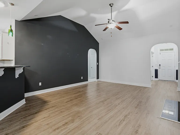 657 Equestrian Way — Photo 11