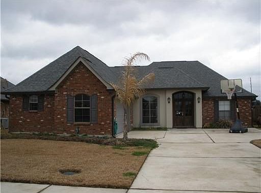 1st image of 22 Tuscany Dr