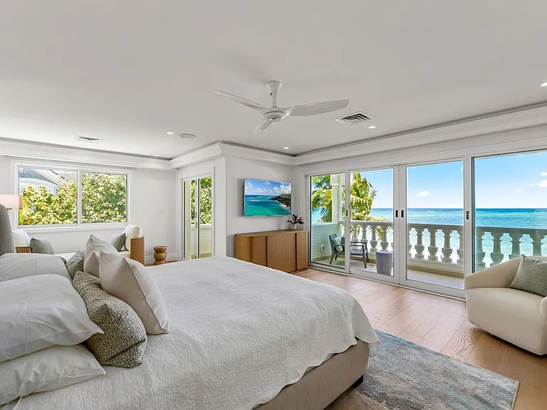 896 Mokulua Dr — Photo 15