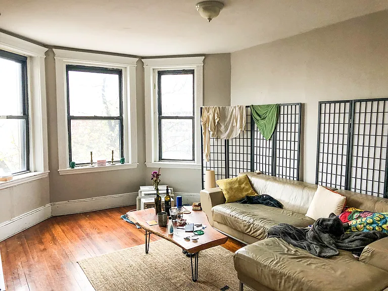 1056 Commonwealth Ave #42 — Photo 1