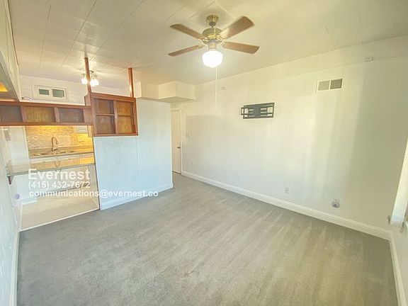 4th image of 55 Surrey St #B