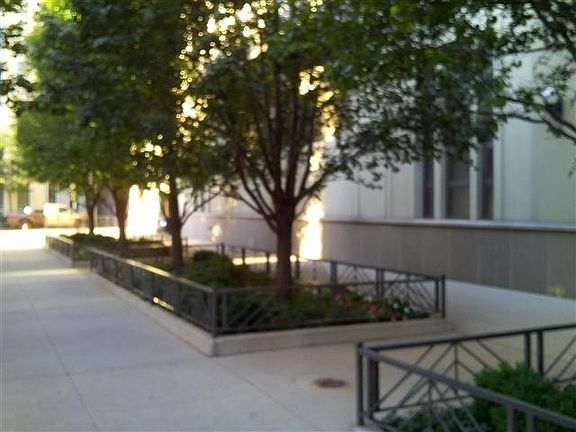 4th image of 758 N Larrabee St APT 823