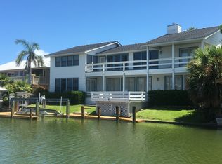 59 Curlew Dr, Rockport, TX 78382