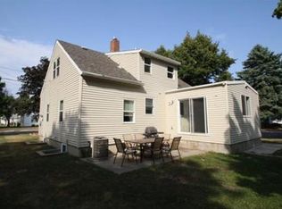 102 W 3rd St S, Melrose, MN 56352