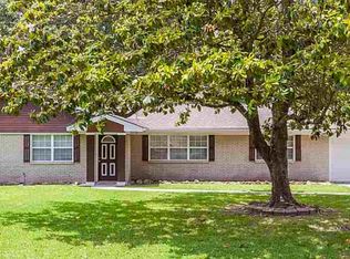 6035 Marcus Dr, Beaumont, TX 77708