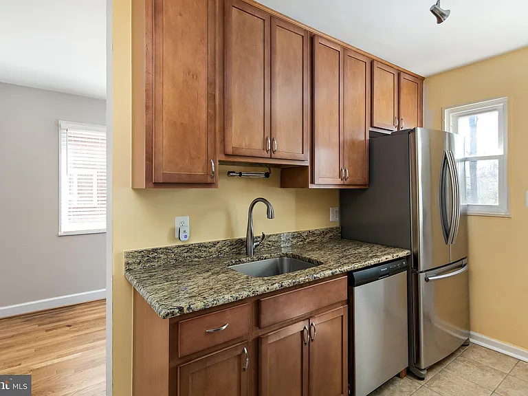 4428 Vermont Ave — Photo 8