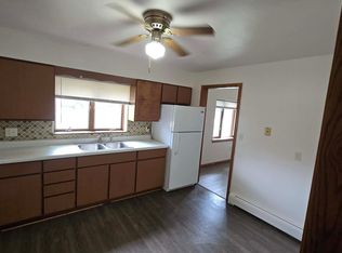 206 W College St #8, Albert Lea, MN 56007