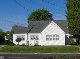 18 S Woodbury Rd, Pitman, NJ 08071