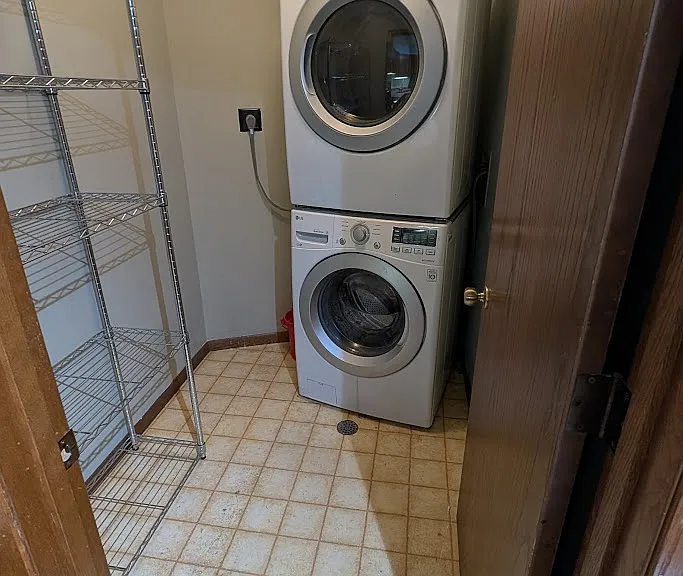 in-unit laundry