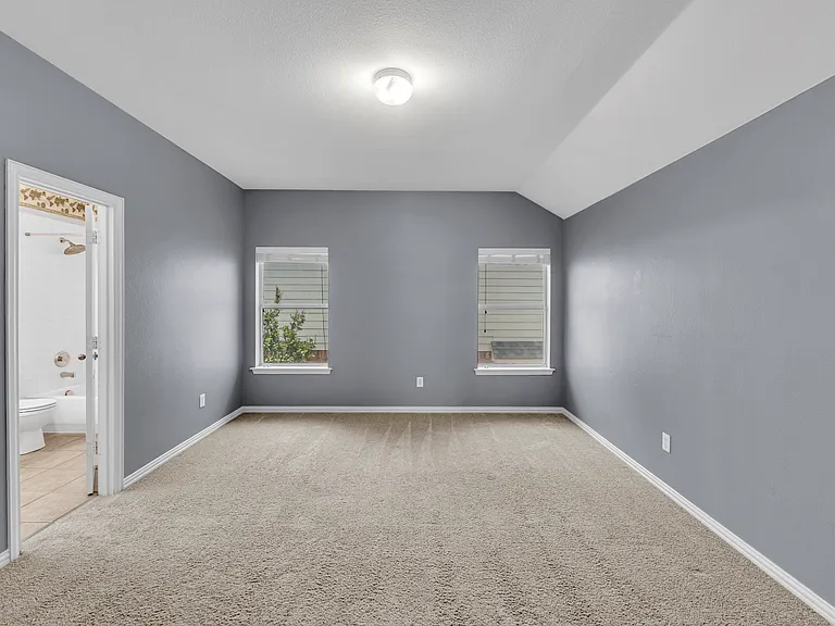 3920 Autumn Ln — Photo 30
