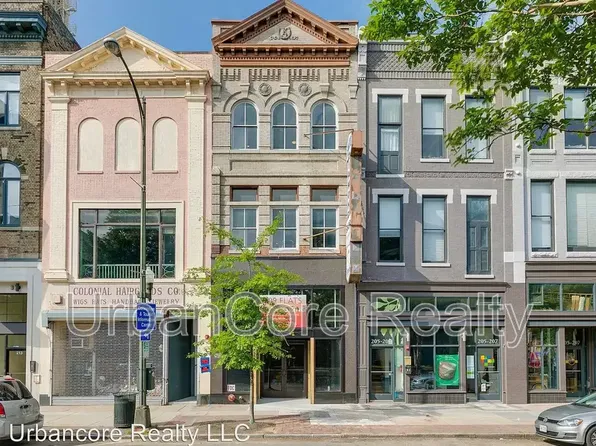 209 E Broad St #202, Richmond, VA 23219