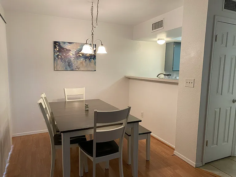 S Seawynds Blvd — Photo 8
