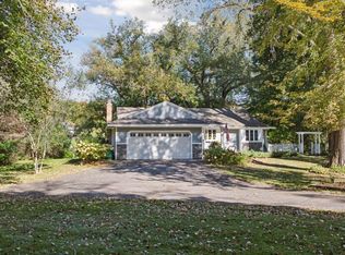 5470 Ridgewood Cv, Mound, MN 55364