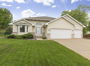 3424 Commonwealth Ave, Woodbury, MN 55125